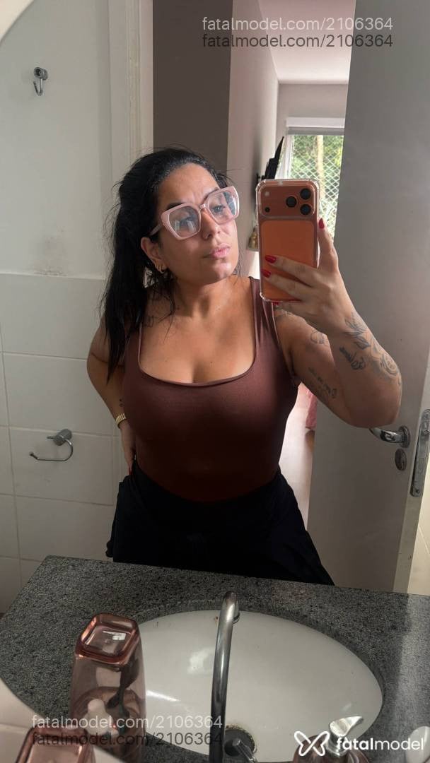 Acompanhante mulher morena (o) de olhos castanhos em Virtual - Jessy