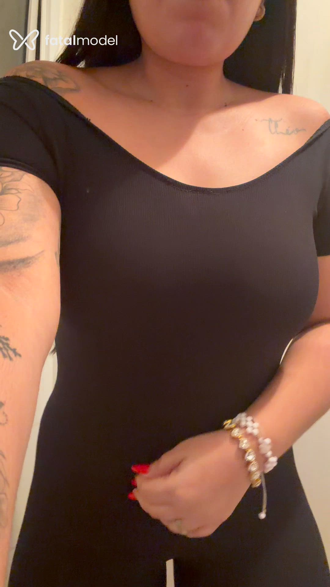 Acompanhante mulher morena (o) de olhos castanhos - Jessy