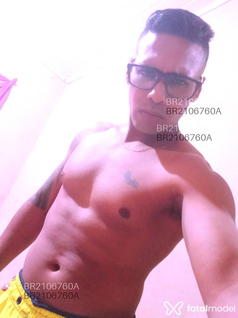 Acompanhante homem morena (o) de olhos castanhos - Lukas melo Acompanhante homem morena (o) de olhos castanhos - Lukas melo