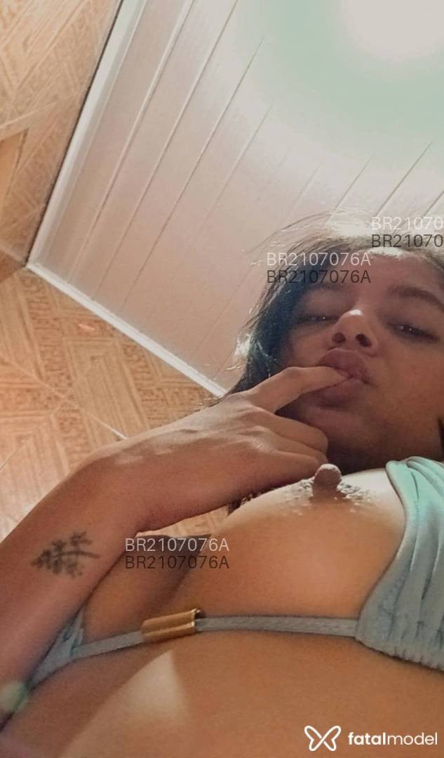 Acompanhante mulher morena (o) de olhos mel em São Paulo - Júlia