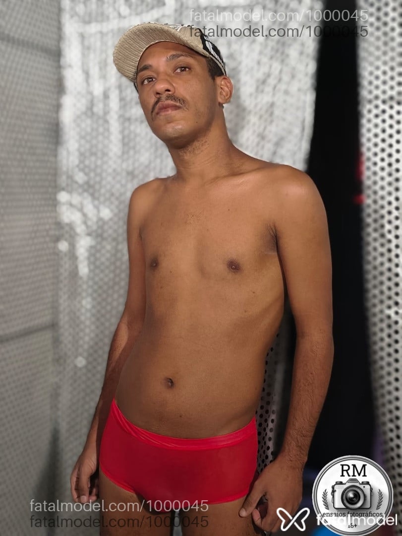 Acompanhante homem sem cabelo de olhos castanhos em São Paulo - Walker