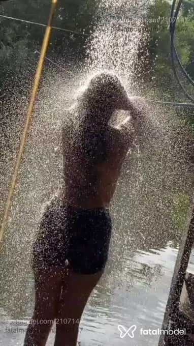 Acompanhante mulher loira (o) de olhos pretos em Peixoto de Azevedo - Lorrany