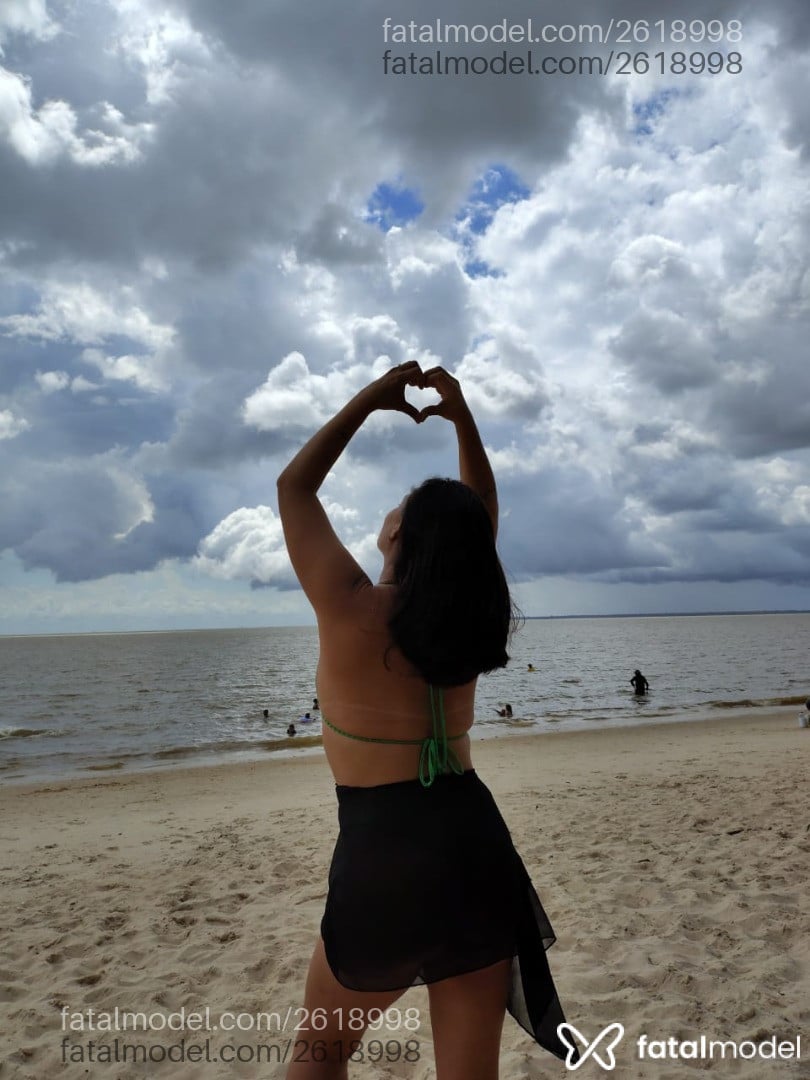 Acompanhante mulher morena (o) de olhos cinza em Belém - Karol
