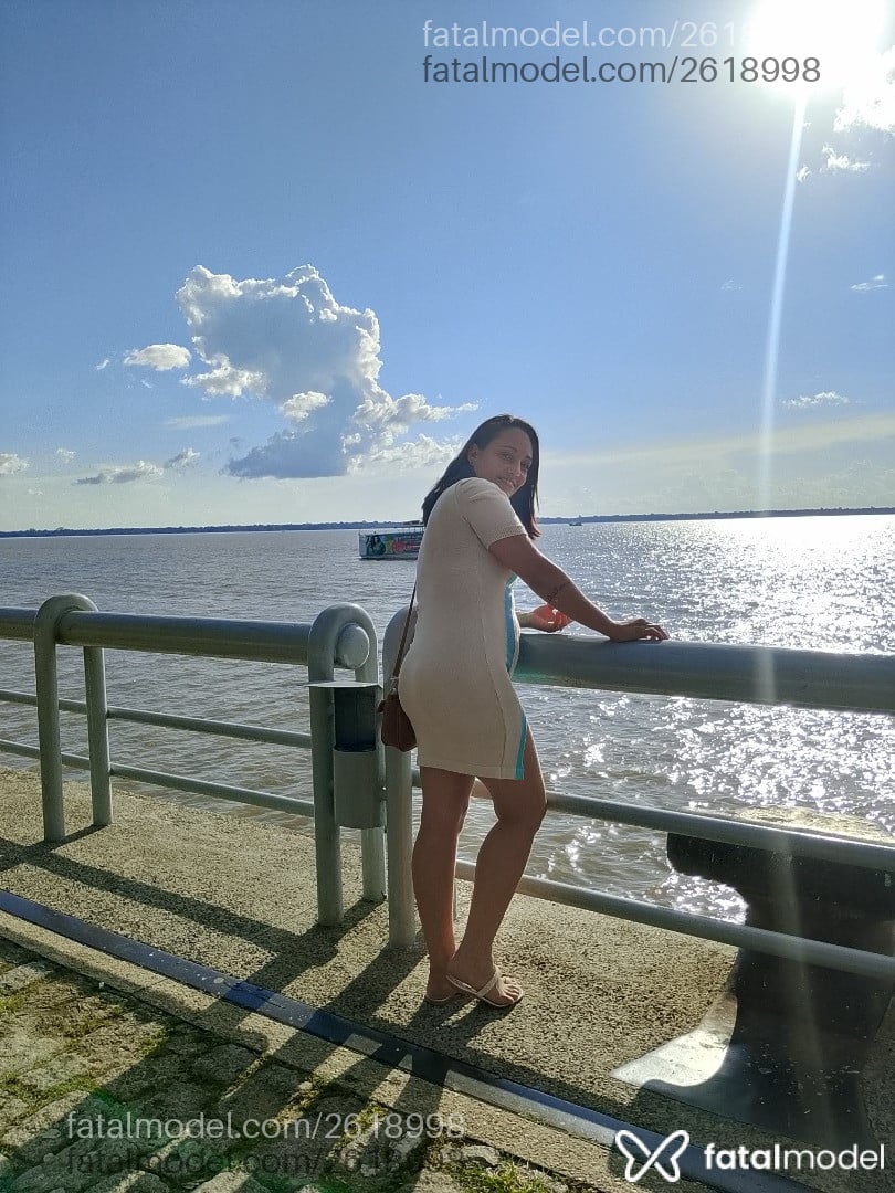 Acompanhante mulher morena (o) de olhos cinza em Belém - Karol