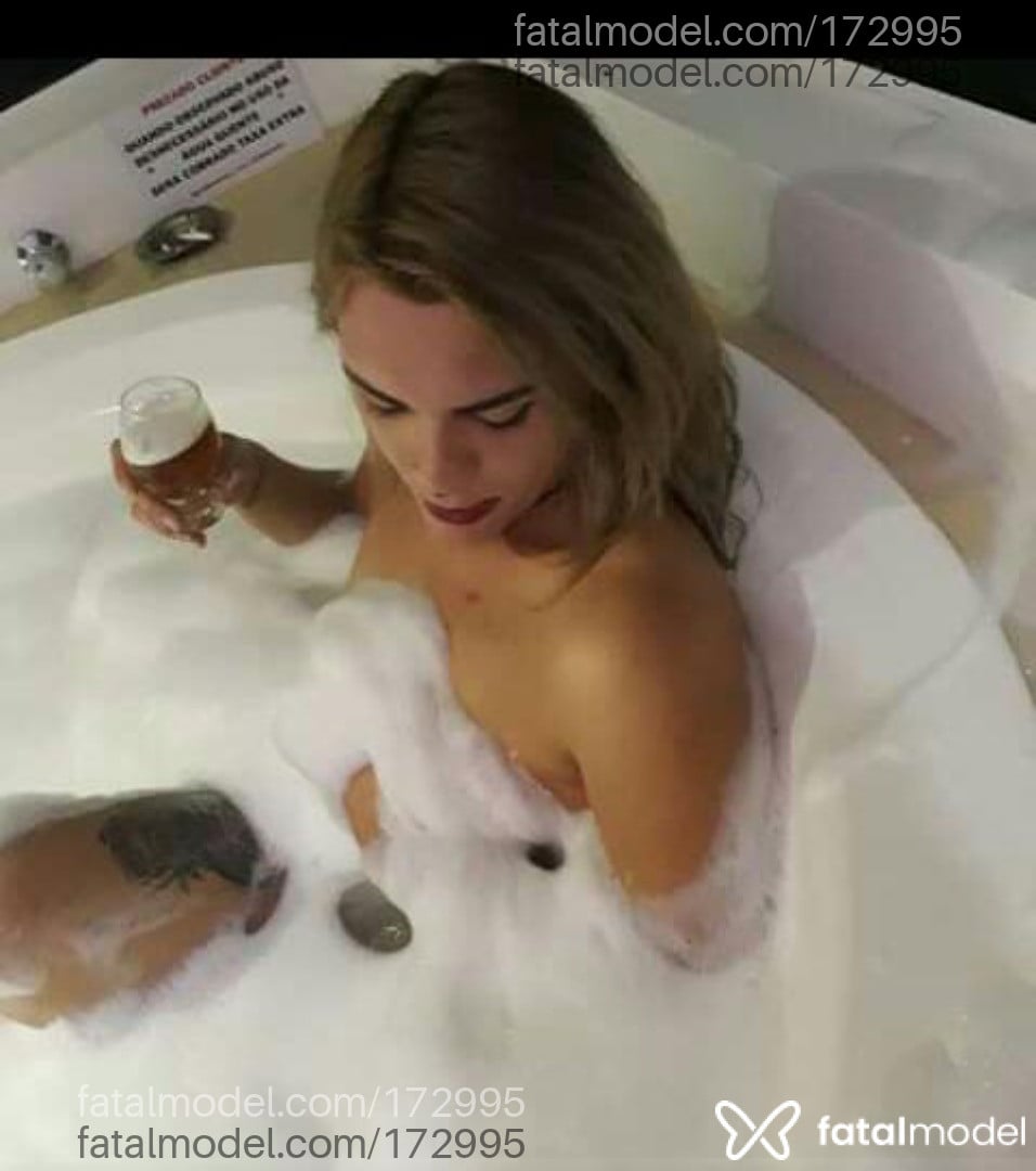 Acompanhante travesti loira (o) de olhos castanhos em Santiago - Loraa