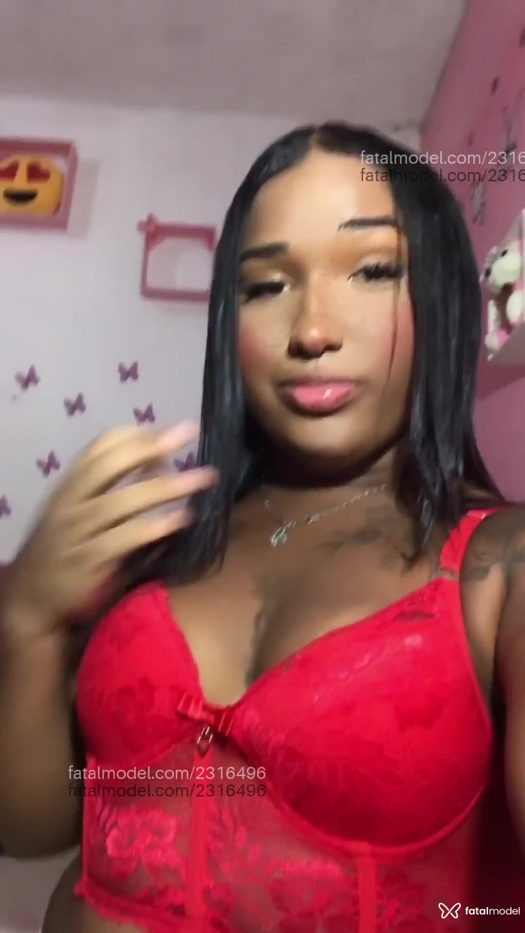 Acompanhante mulher trans morena (o) de olhos pretos em Recife - Laura Sofia