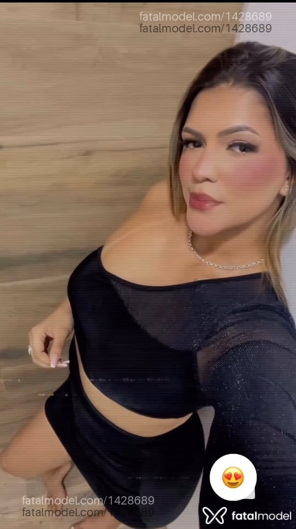 Acompanhante mulher com cabelo castanho de olhos castanhos em Várzea Grande Acompanhante mulher com cabelo castanho de olhos castanhos em Várzea Grande - Julianah Ferraz