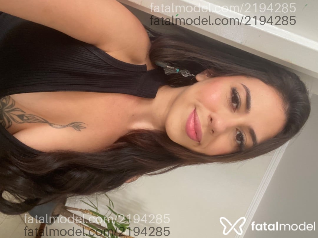 Acompanhante mulher com cabelo castanho de olhos castanhos em São Paulo Acompanhante mulher com cabelo castanho de olhos castanhos em São Paulo - Rubi