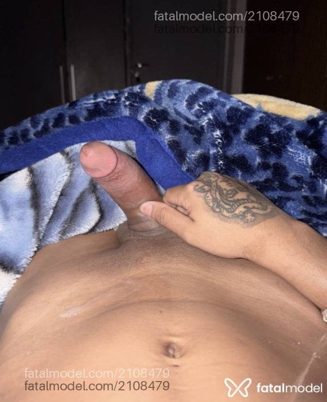 Acompanhante mulher trans com cabelo castanho de olhos mel em São Paulo - Bella Alcantra