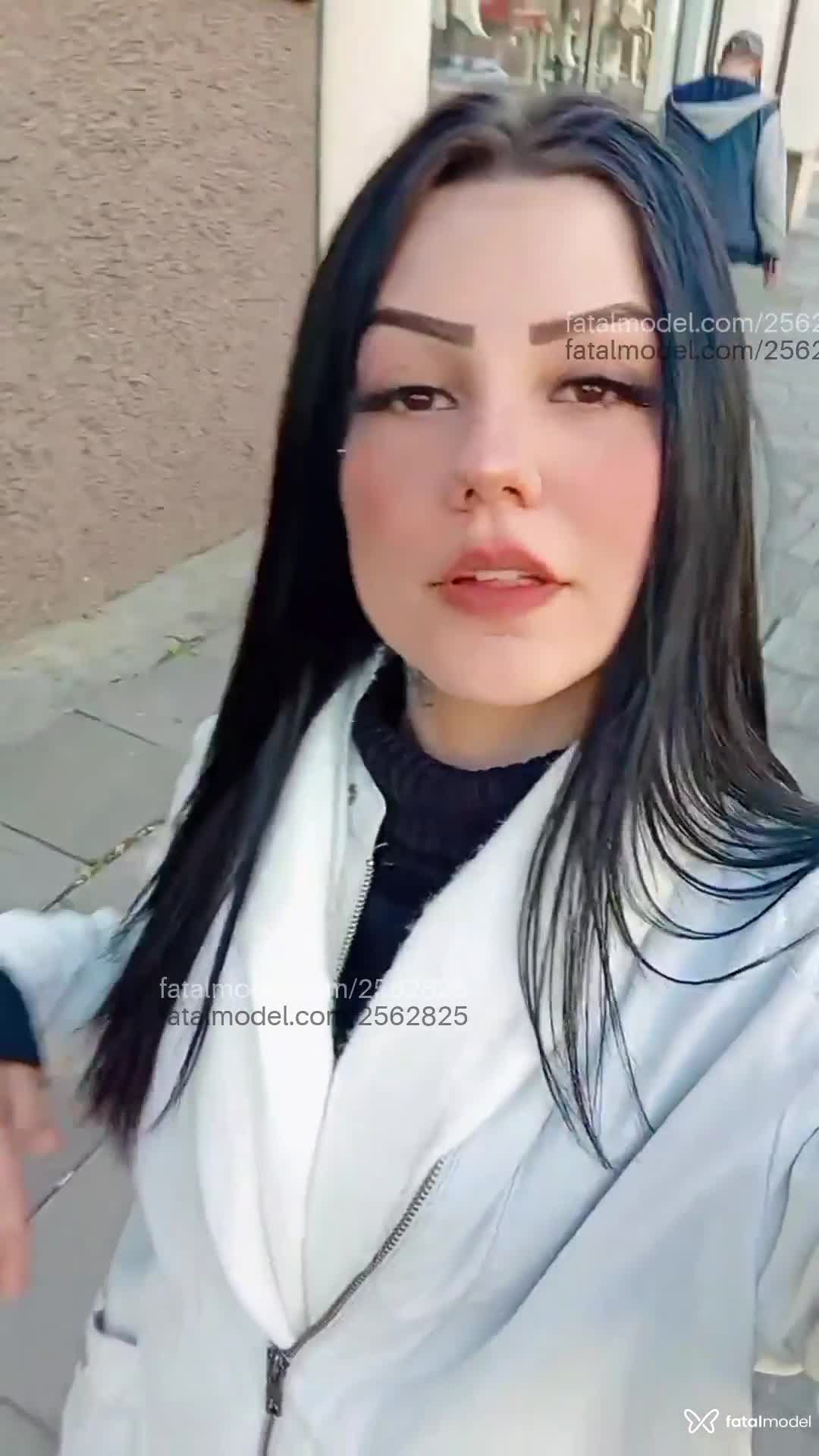 Acompanhante mulher morena (o) de olhos castanhos - Aghatta Morais Acompanhante mulher morena (o) de olhos castanhos - Aghatta Morais
