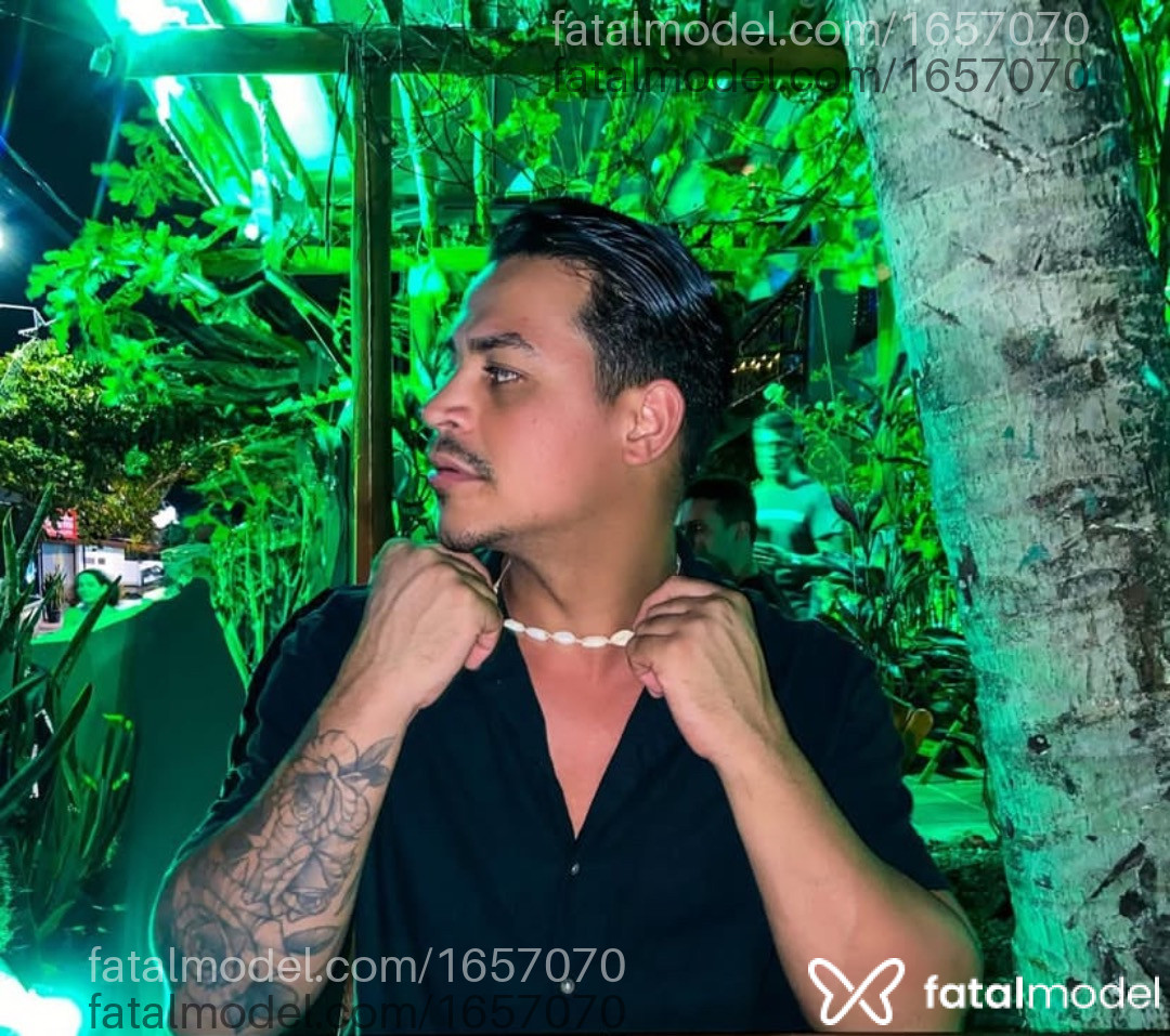 Acompanhante homem com cabelo castanho de olhos castanhos em Rio de Janeiro - Muratt