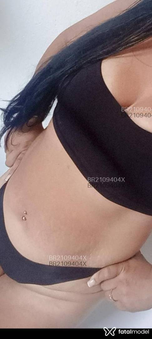 Acompanhante mulher morena (o) de olhos mel em Imbituba - Sara Vitória