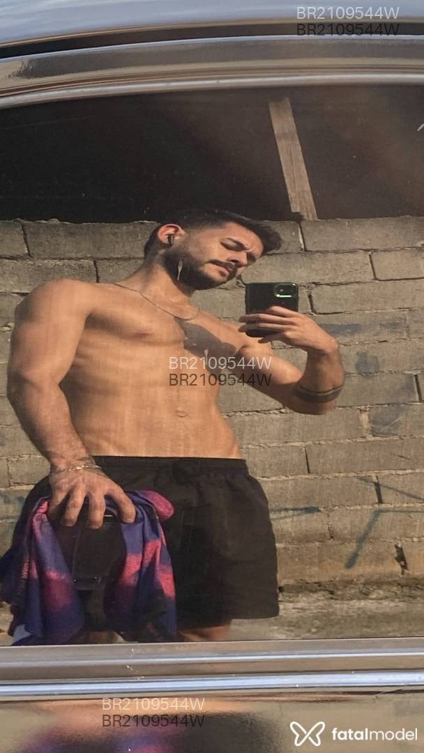 Acompanhante homem morena (o) de olhos castanhos em São Paulo - Emerson Morraz