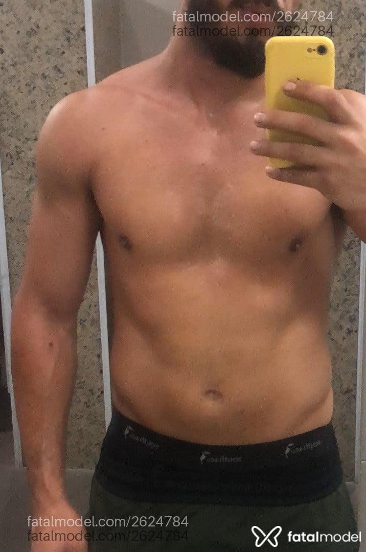 Acompanhante homem morena (o) de olhos pretos em Virtual - Dom