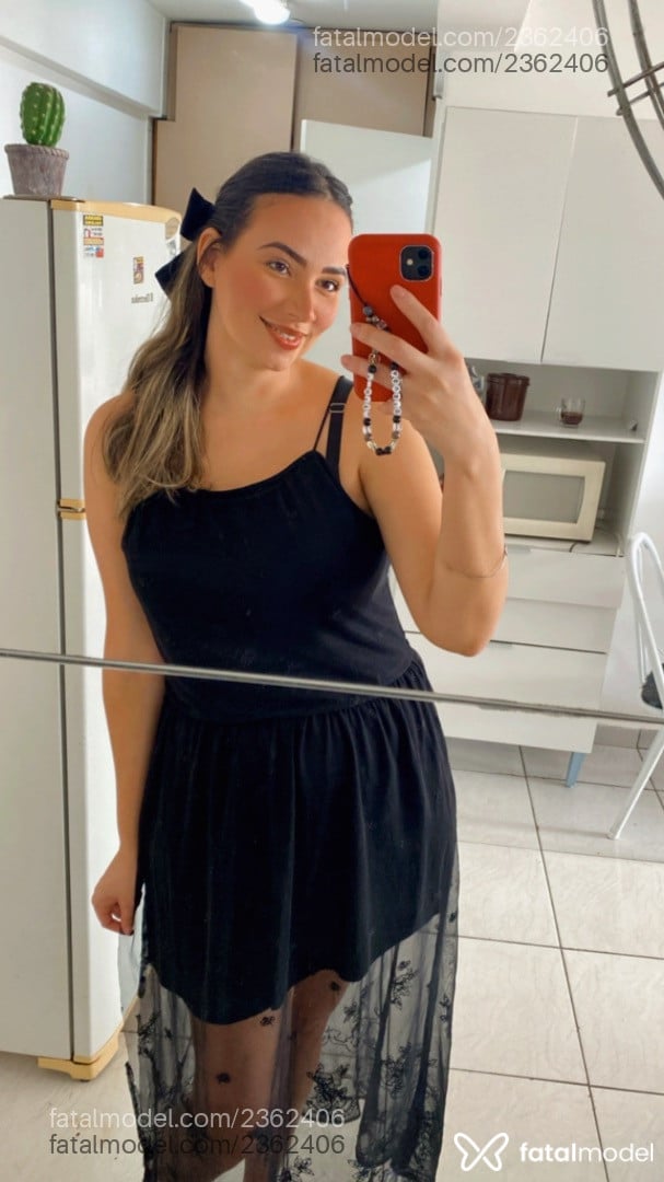 Acompanhante mulher com cabelo colorido de olhos castanhos em Duque de Caxias Acompanhante mulher com cabelo colorido de olhos castanhos em Duque de Caxias - Paty Snnider