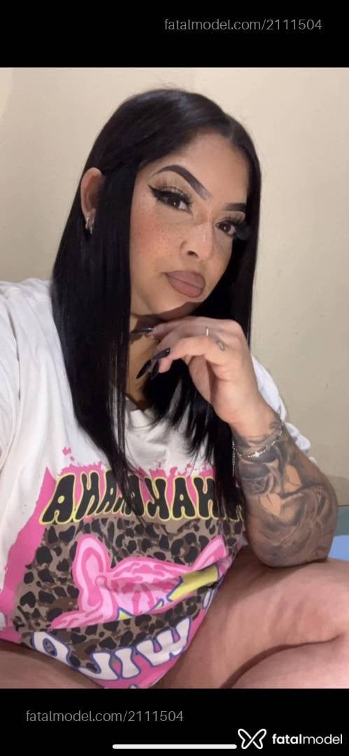 Acompanhante mulher morena (o) de olhos castanhos em Rio de Janeiro Acompanhante mulher morena (o) de olhos castanhos em Rio de Janeiro - Chay