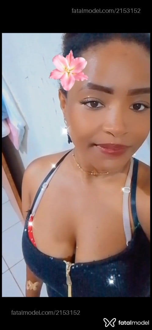 Acompanhante mulher morena (o) de olhos castanhos em Sorriso Acompanhante mulher morena (o) de olhos castanhos em Sorriso - Morena