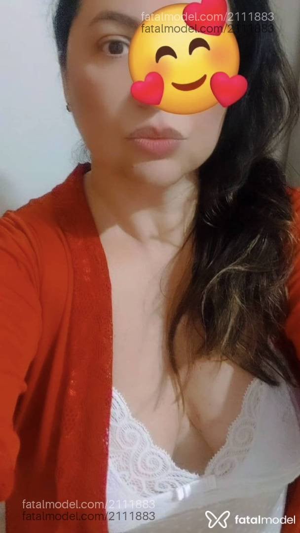 Acompanhante mulher com cabelo castanho de olhos castanhos - Karol