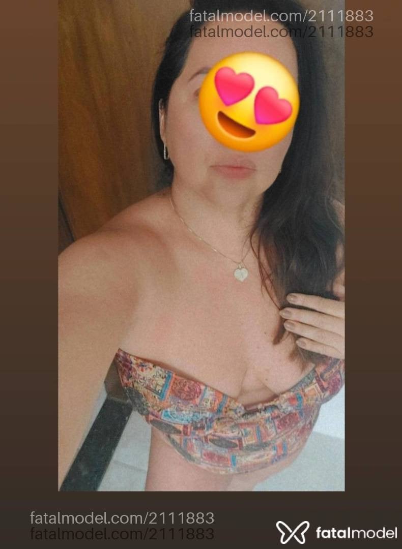 Acompanhante mulher com cabelo castanho de olhos castanhos em Passos - Karol