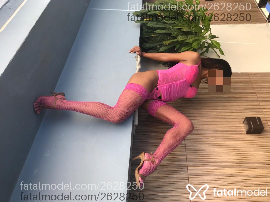 Acompanhante mulher com cabelo castanho de olhos castanhos em Virtual - Tereza