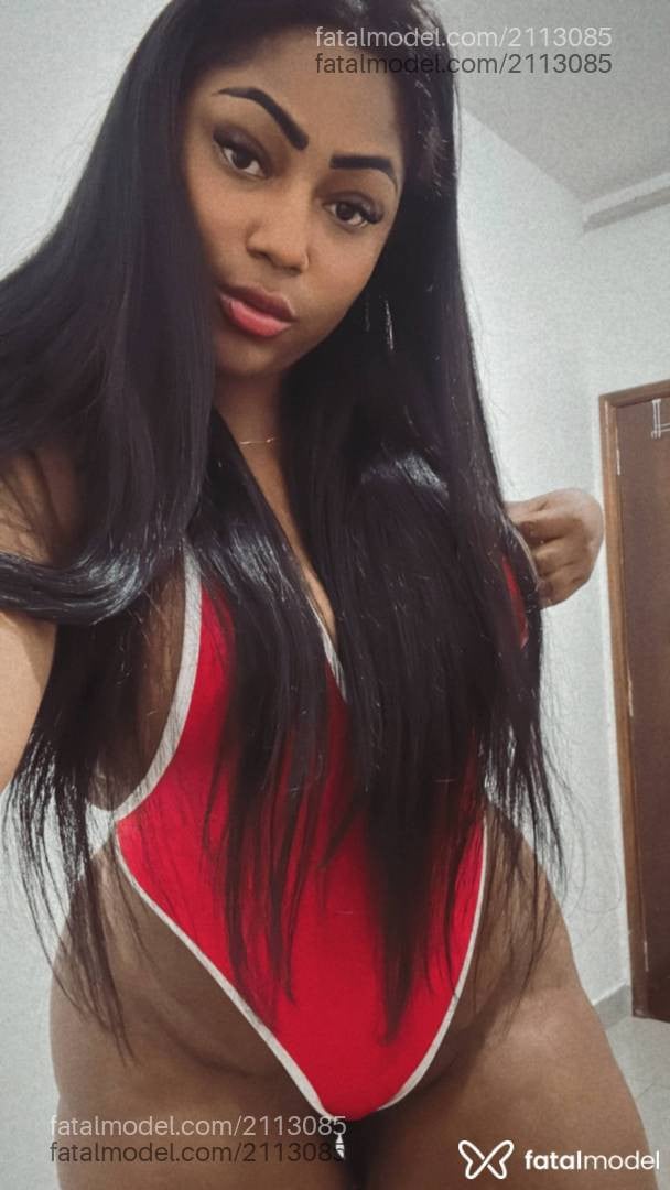 Acompanhante mulher morena (o) de olhos pretos - Ayla Visconti