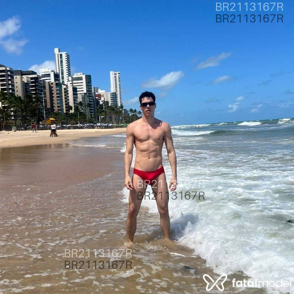 Acompanhante homem com cabelo castanho de olhos castanhos em Fortaleza - Henry Jack