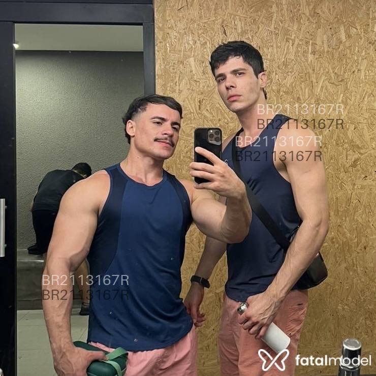Acompanhante homem com cabelo castanho de olhos castanhos em Fortaleza - Henry Jack