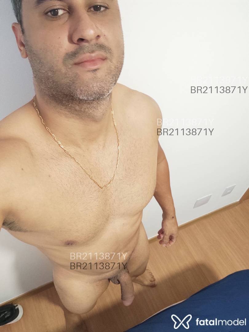 Acompanhante homem morena (o) de olhos pretos em São Paulo Acompanhante homem morena (o) de olhos pretos em São Paulo - Renato Ferrari