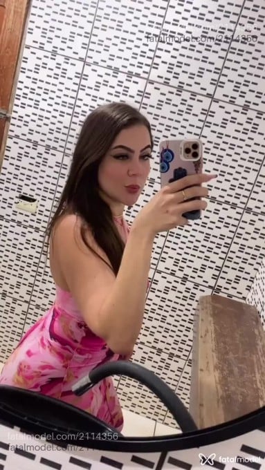 Acompanhante mulher morena (o) de olhos verdes em Inocência Acompanhante mulher morena (o) de olhos verdes em Inocência - Jade
