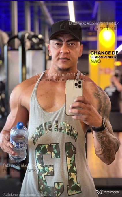 Acompanhante homem com cabelo castanho de olhos castanhos em São Paulo Acompanhante homem com cabelo castanho de olhos castanhos em São Paulo - Robson