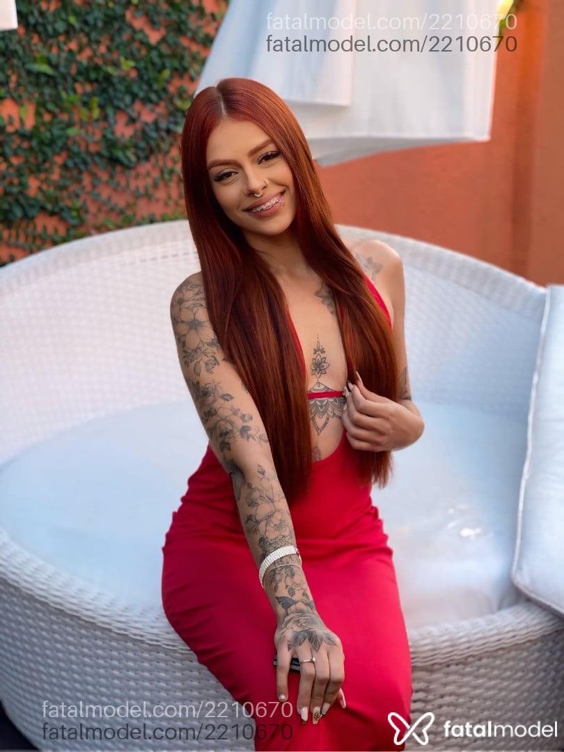 Acompanhante mulher ruiva (o) de olhos castanhos em Osasco - Beatriz Muniz
