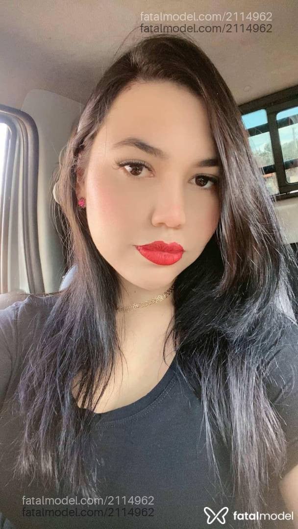 Acompanhante mulher com cabelo castanho de olhos castanhos em Uberaba - Ana Julia