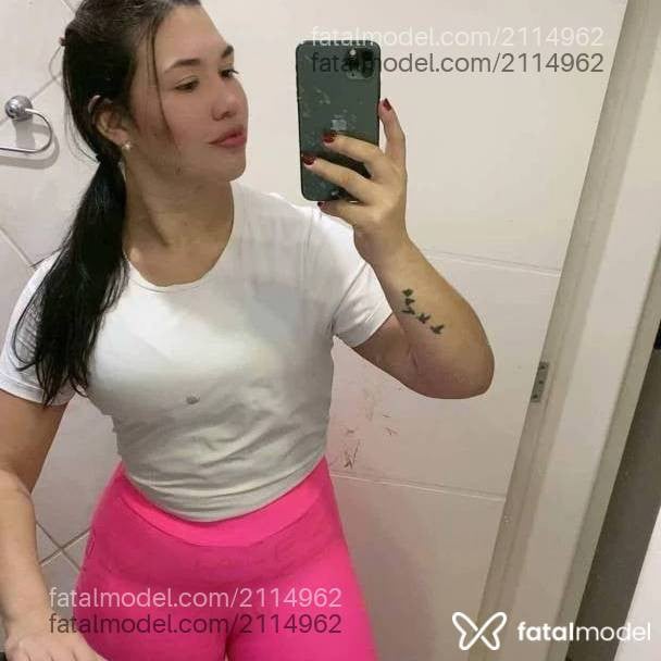 Acompanhante mulher com cabelo castanho de olhos castanhos - Ana Julia