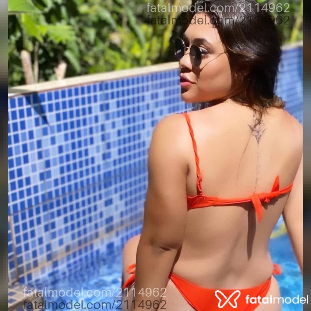 Acompanhante mulher com cabelo castanho de olhos castanhos - Ana Julia