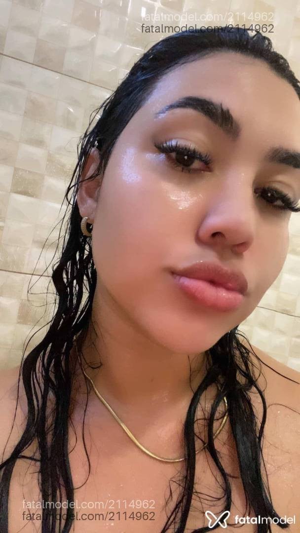 Acompanhante mulher com cabelo castanho de olhos castanhos - Ana Julia