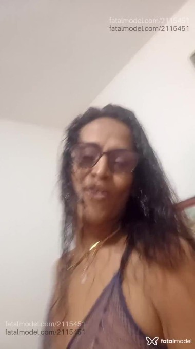 Acompanhante mulher trans morena (o) de olhos castanhos - Brunna Freire Acompanhante mulher trans morena (o) de olhos castanhos - Brunna Freire