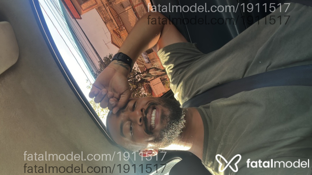 Acompanhante homem morena (o) de olhos castanhos em Rio de Janeiro - Cesar