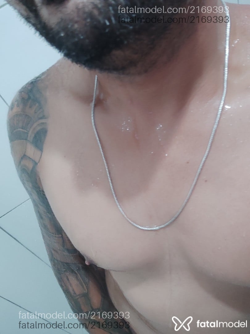 Acompanhante homem morena (o) de olhos castanhos em Itapemirim Acompanhante homem morena (o) de olhos castanhos em Itapemirim - Heitor