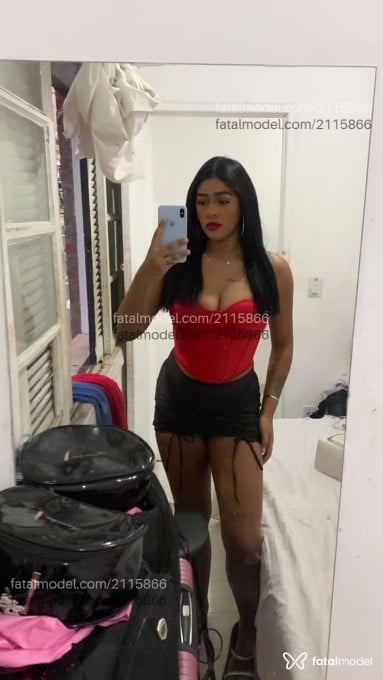 Acompanhante mulher morena (o) de olhos castanhos em São Paulo - Rebeca Colucci