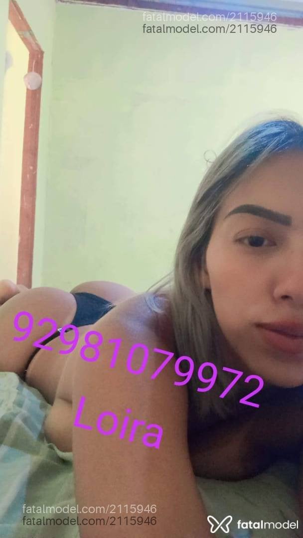 Acompanhante mulher loira (o) de olhos castanhos - Melke