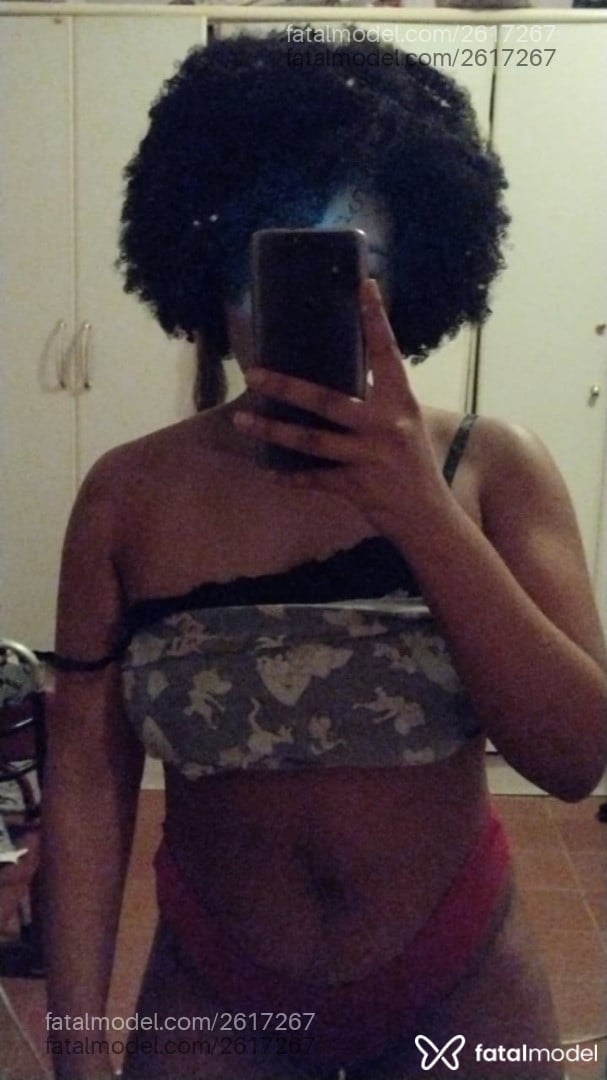 Acompanhante mulher morena (o) de olhos pretos em São Paulo Acompanhante mulher morena (o) de olhos pretos em São Paulo - Pretinhadengosa