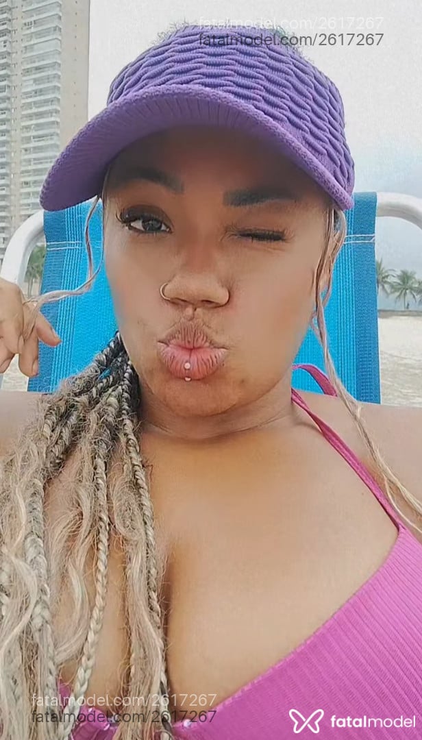 Acompanhante mulher morena (o) de olhos pretos em São Paulo Acompanhante mulher morena (o) de olhos pretos em São Paulo - Pretinhadengosa