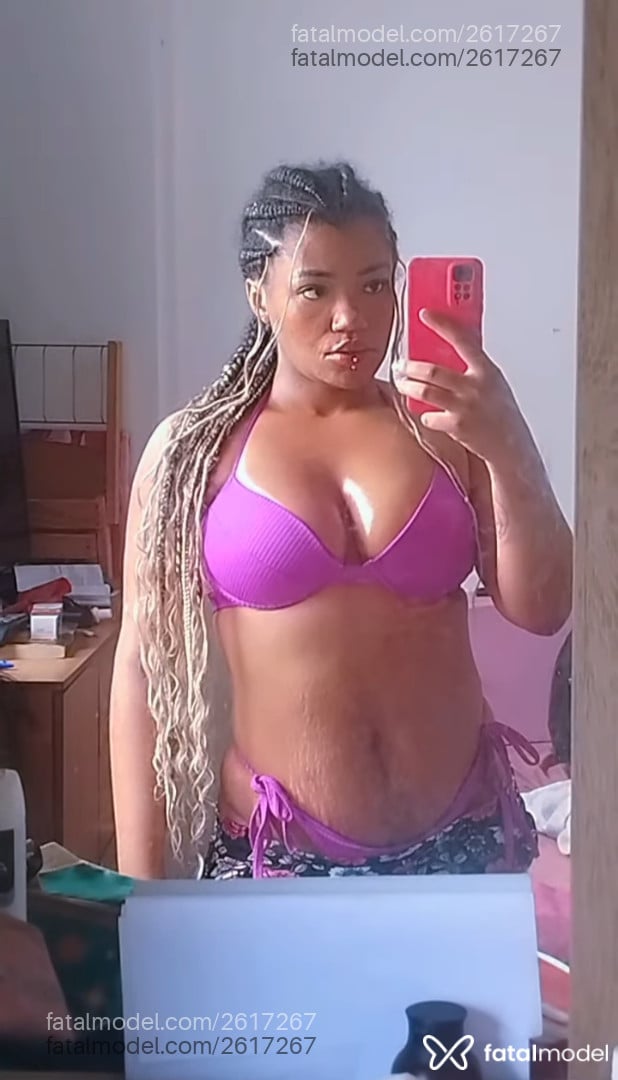 Acompanhante mulher morena (o) de olhos pretos em São Paulo Acompanhante mulher morena (o) de olhos pretos em São Paulo - Pretinhadengosa