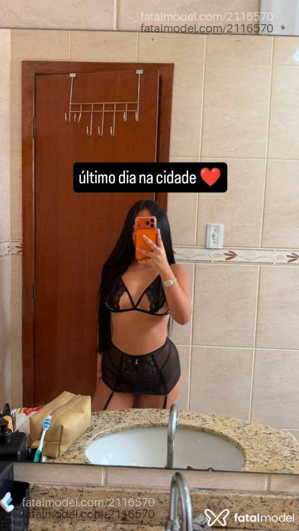 Acompanhante mulher morena (o) de olhos castanhos - Pamela