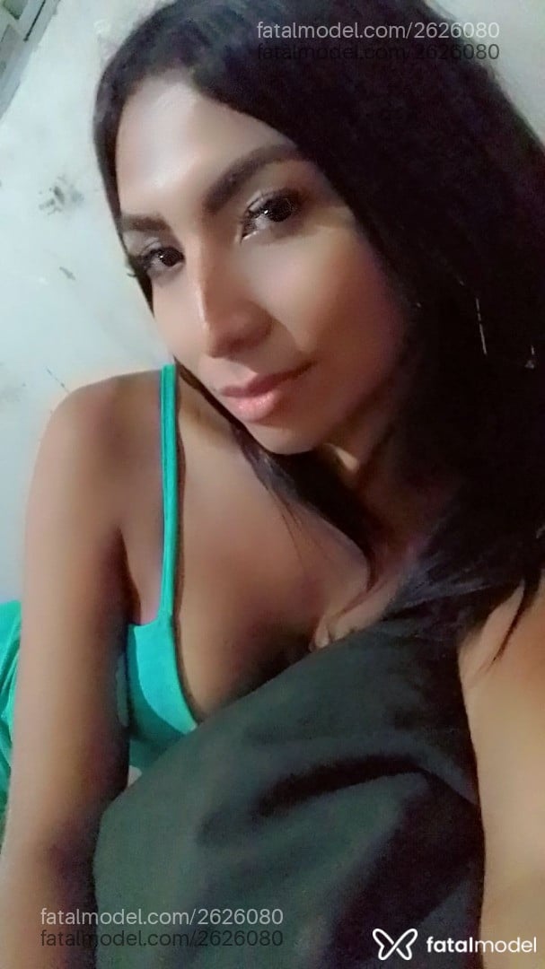 Acompanhante mulher trans morena (o) de olhos castanhos - Ingrid Gomez