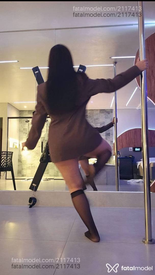 Acompanhante mulher com cabelo castanho de olhos castanhos - Patrícia Bergman