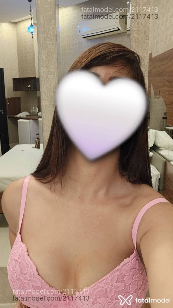 Acompanhante mulher com cabelo castanho de olhos castanhos - Patrícia Bergman