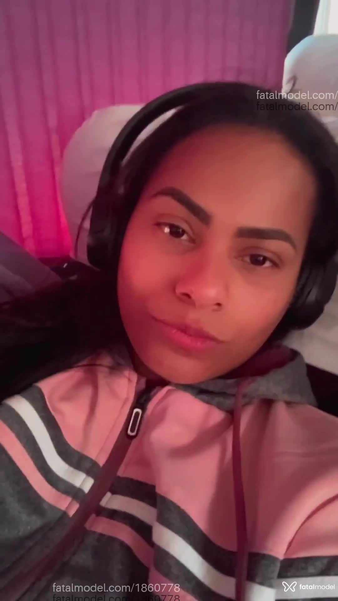Acompanhante mulher morena (o) de olhos pretos em Rio de Janeiro - Vivy Marques