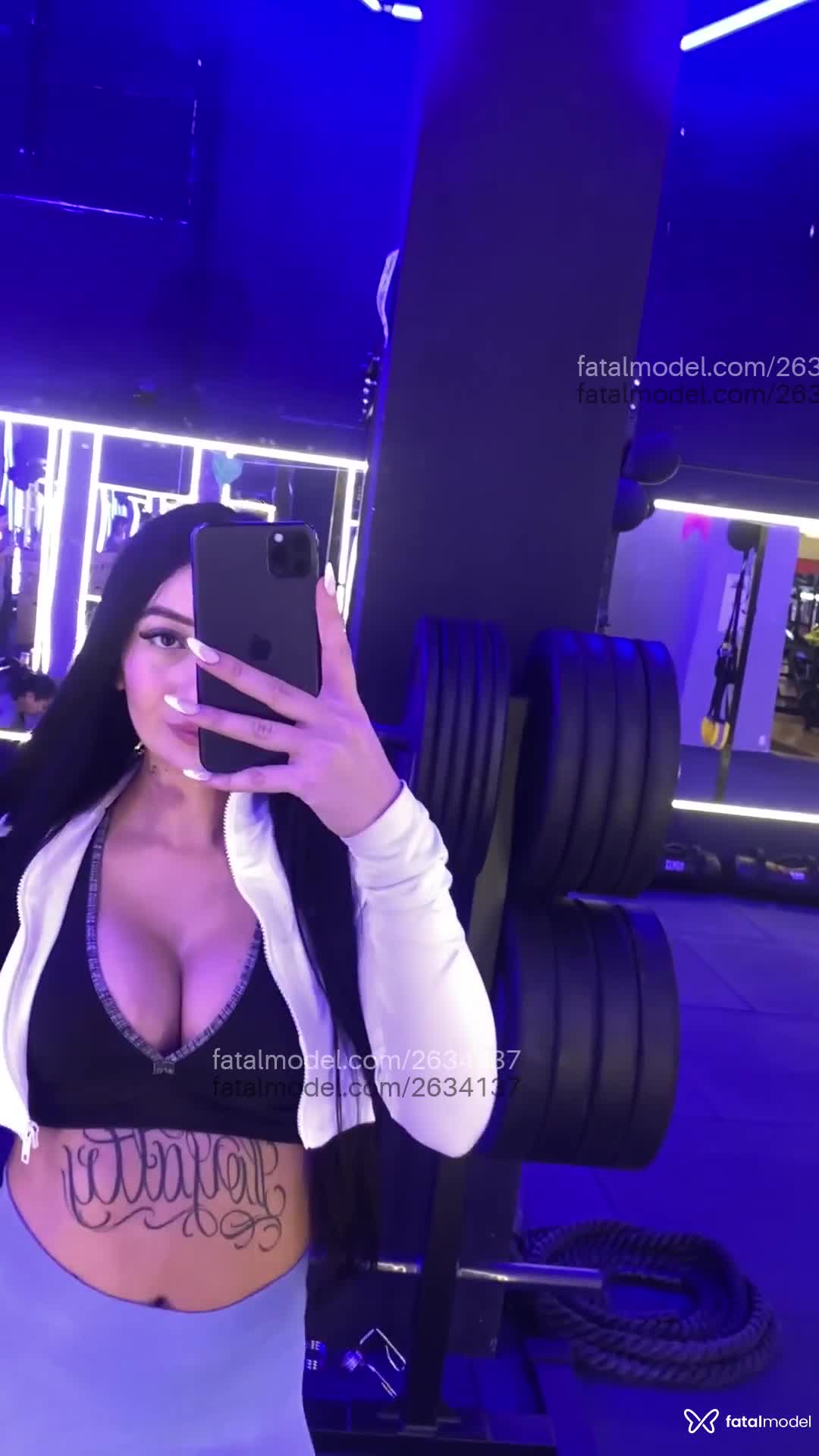 Acompanhante mulher morena (o) de olhos castanhos em Tatuí - Sofia