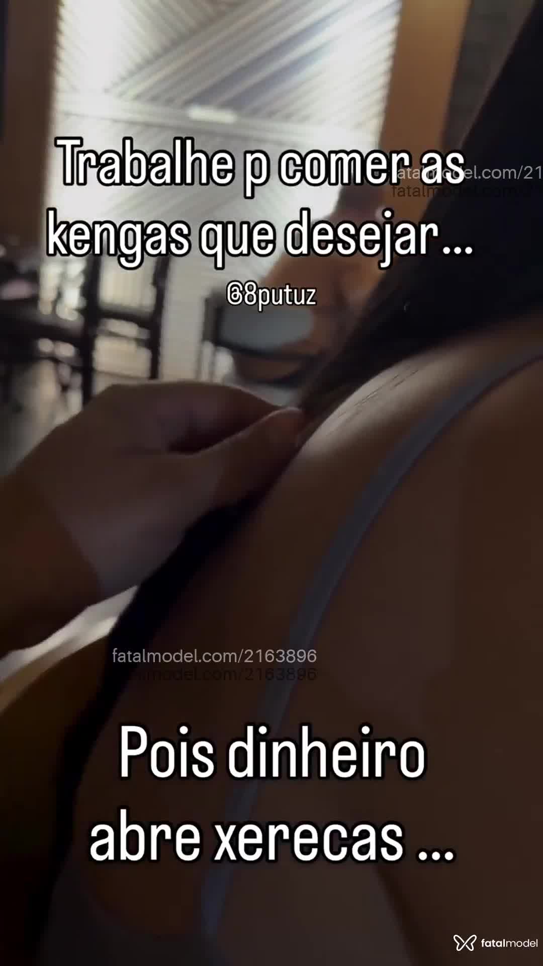 Acompanhante homem com cabelo castanho de olhos castanhos em Carazinho - Giovane